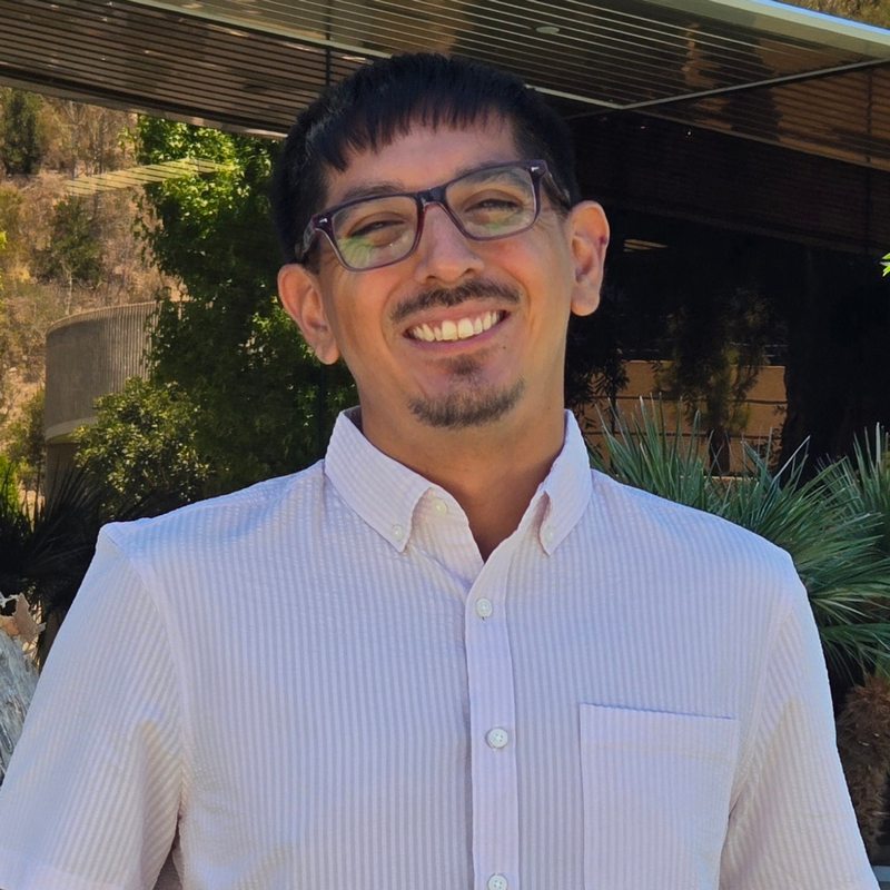 Diego Flores, LMFT